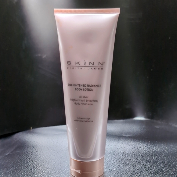 Skinn Other - SKINN Enlightened Radiance Body Lotion